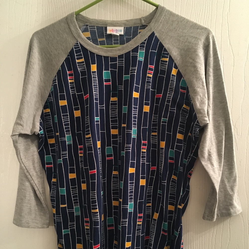 LuLaRoe Randy shirt